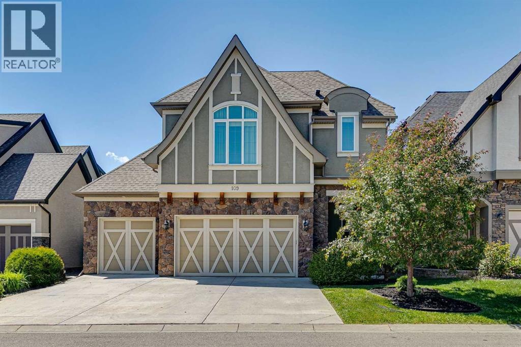 109 Mahogany Place SE — photo 1
