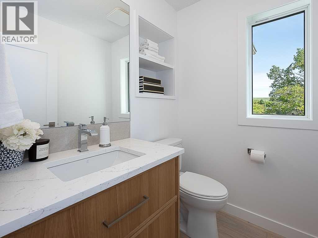 3520 Bulyea Crescent NW — photo 18