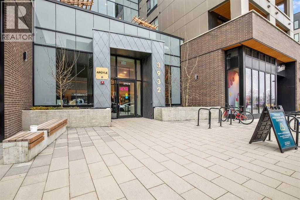 507, 3932 University Avenue NW — photo 1