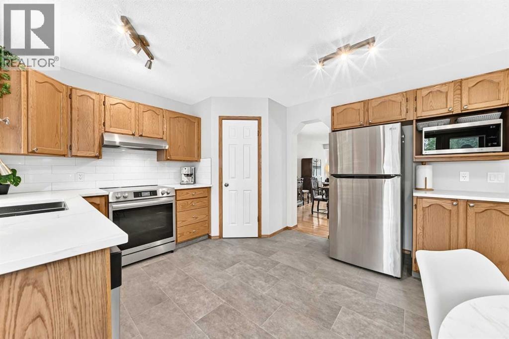 383 Edgebrook Rise NW — photo 10