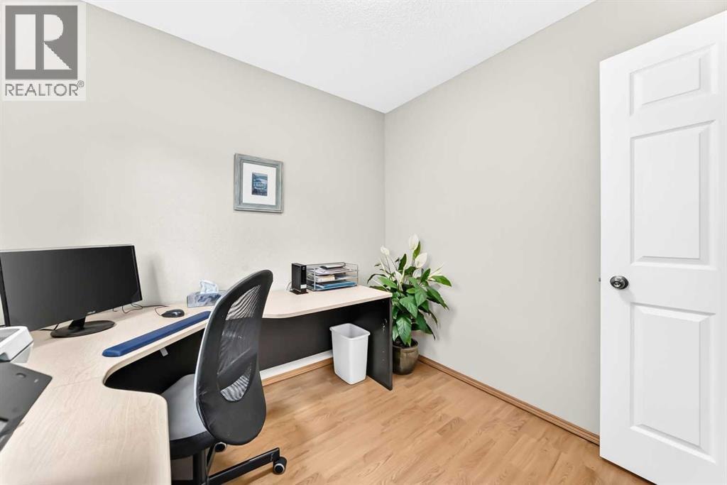 383 Edgebrook Rise NW — photo 16