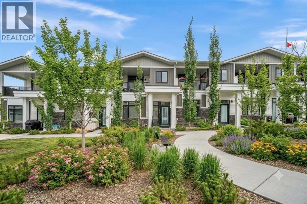 210 Crestbrook Common SW — photo 1