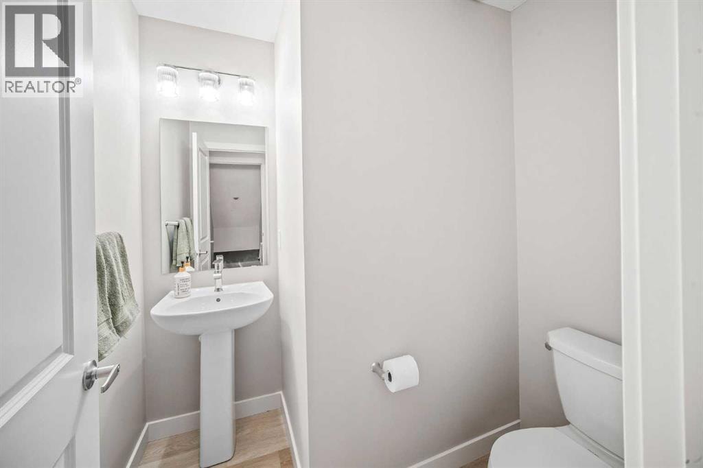 210 Crestbrook Common SW — photo 14