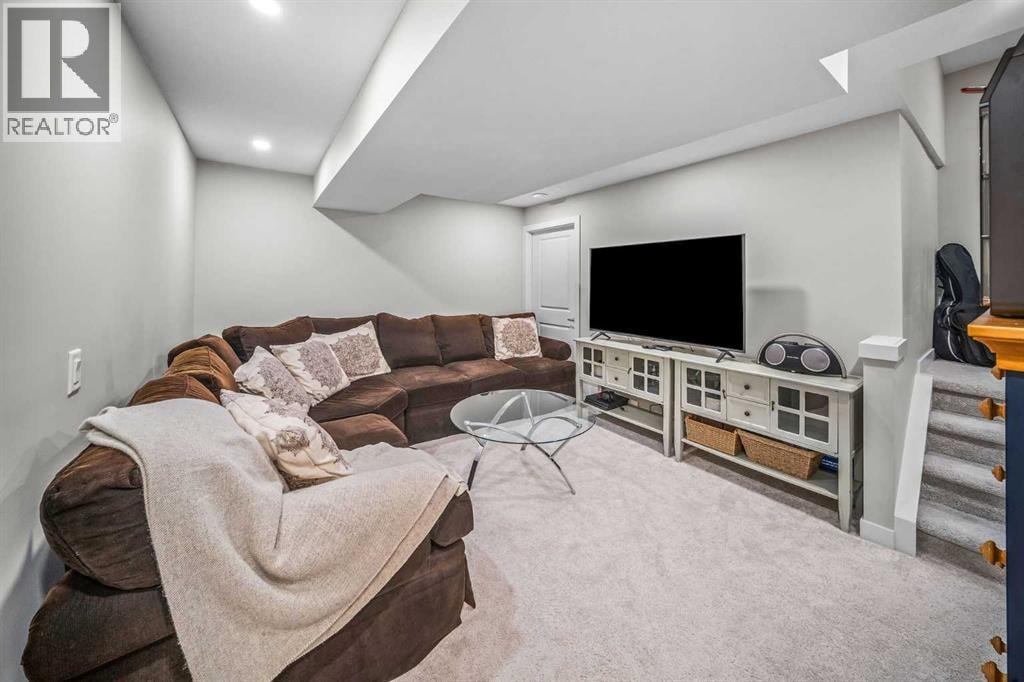 210 Crestbrook Common SW — photo 27
