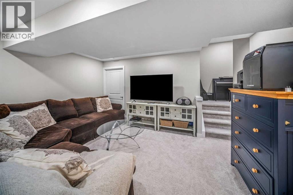 210 Crestbrook Common SW — photo 29