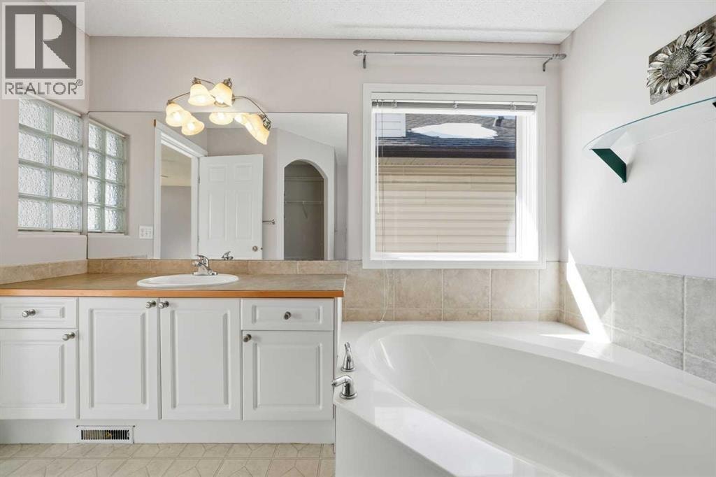 1076 Cranston Drive SE — photo 27