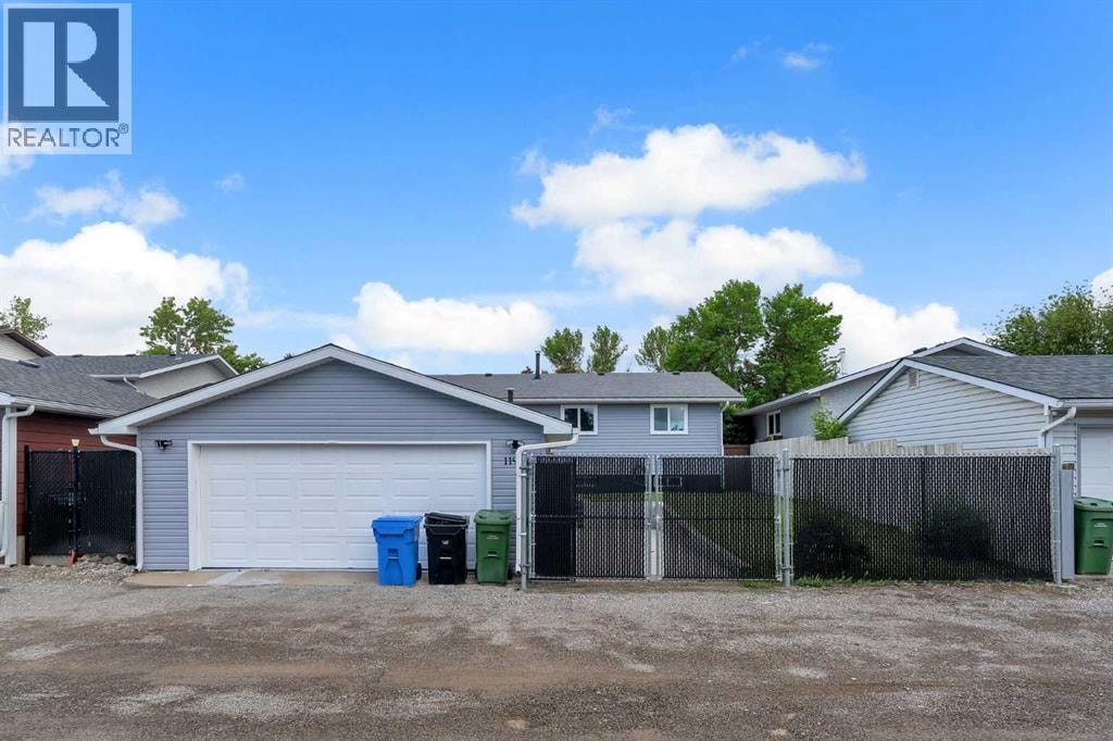 119 Templewood Road NE — photo 36
