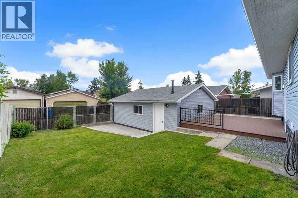 119 Templewood Road NE — photo 34