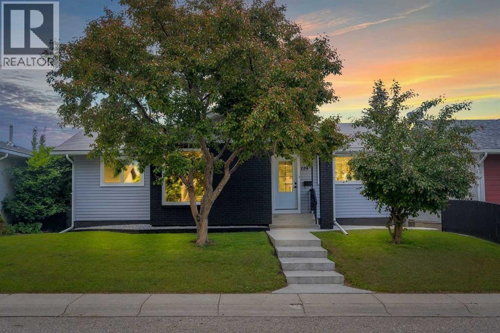 119 Templewood Road NE — photo 1