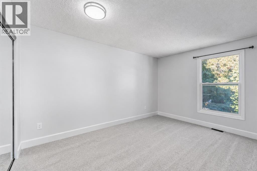 1, 5315 53 Avenue NW — photo 13