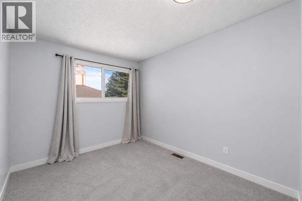 1, 5315 53 Avenue NW — photo 14