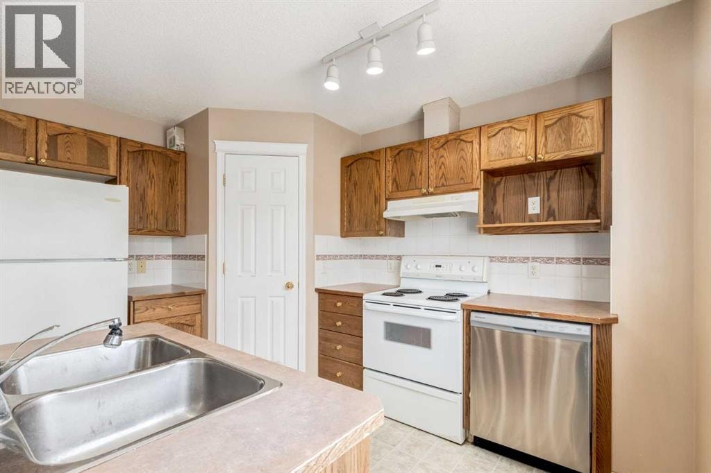 109 Hidden Creek Gardens NW — photo 7