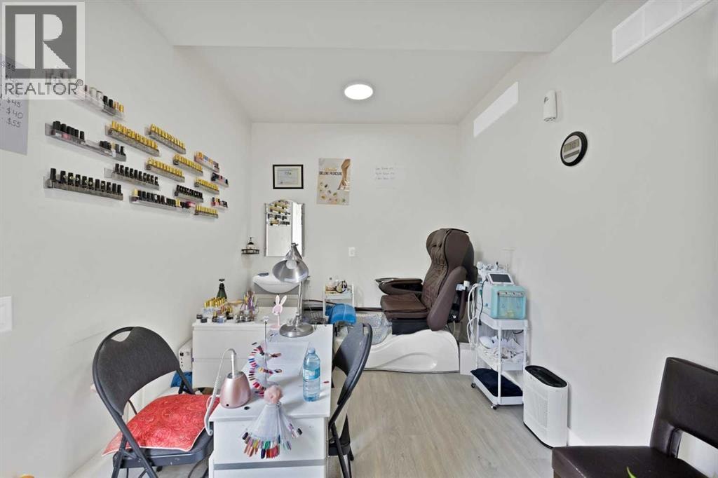 25 Martha's Meadow Place NE — photo 29