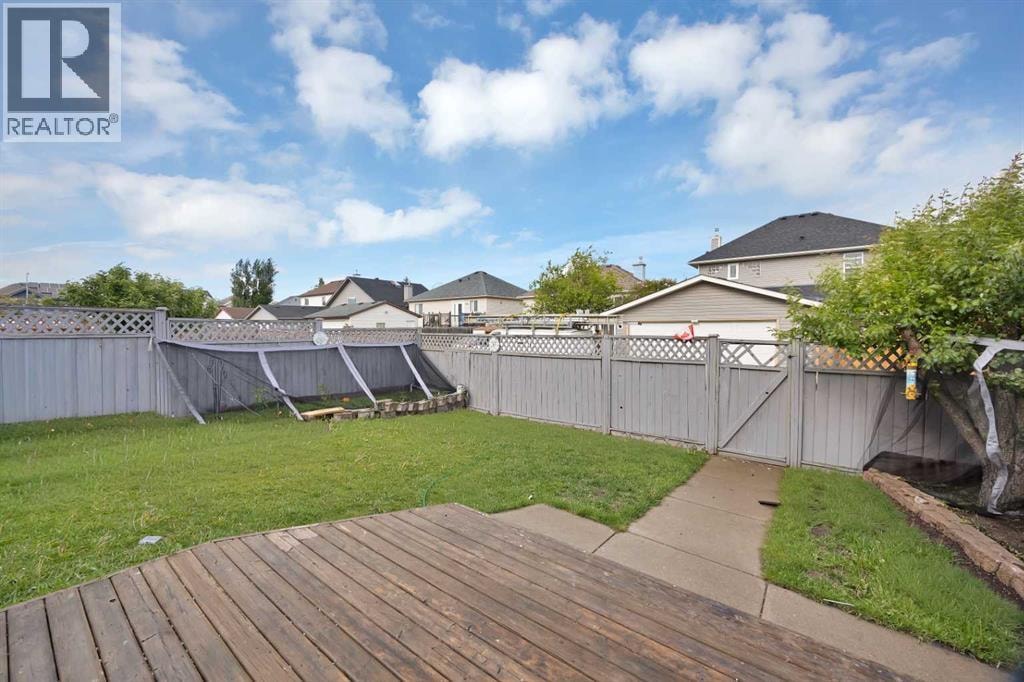 25 Martha's Meadow Place NE — photo 33