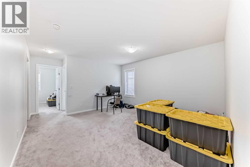 181 Yorkville Boulevard SW — photo 36