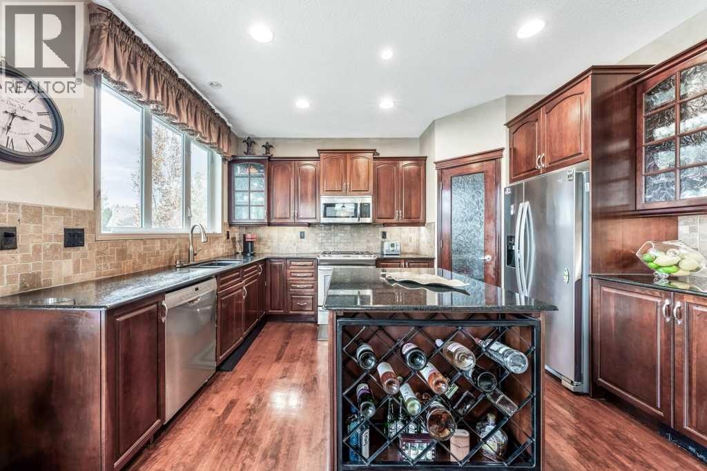 40 Cougar Ridge Heights SW — photo 17