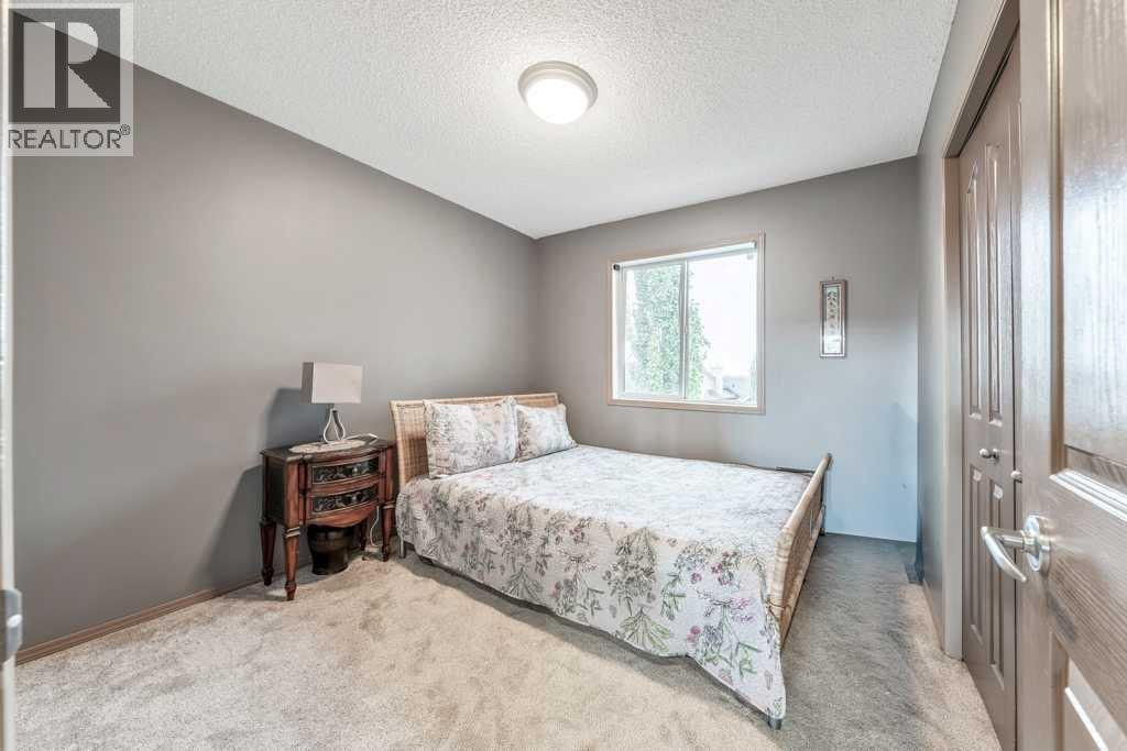 40 Cougar Ridge Heights SW — photo 29