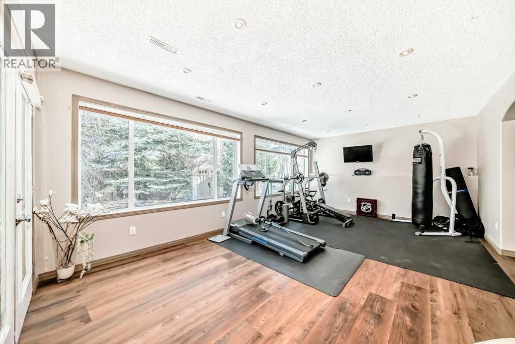 40 Cougar Ridge Heights SW — photo 41