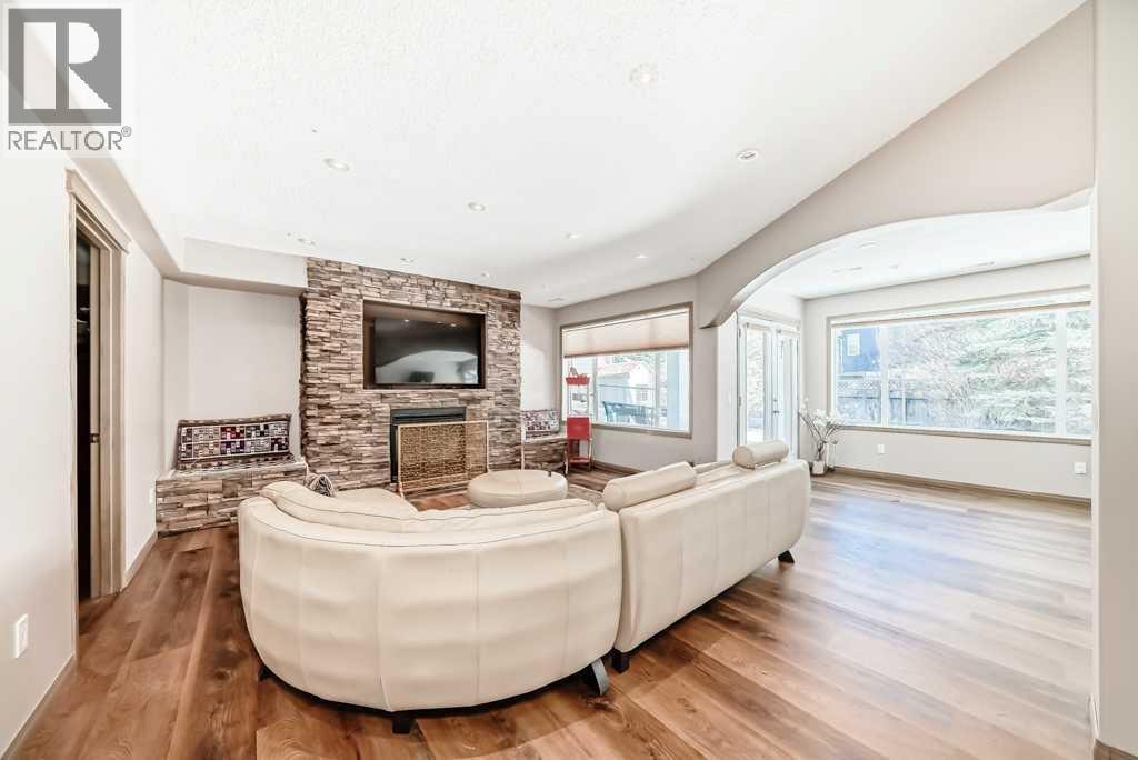 40 Cougar Ridge Heights SW — photo 37
