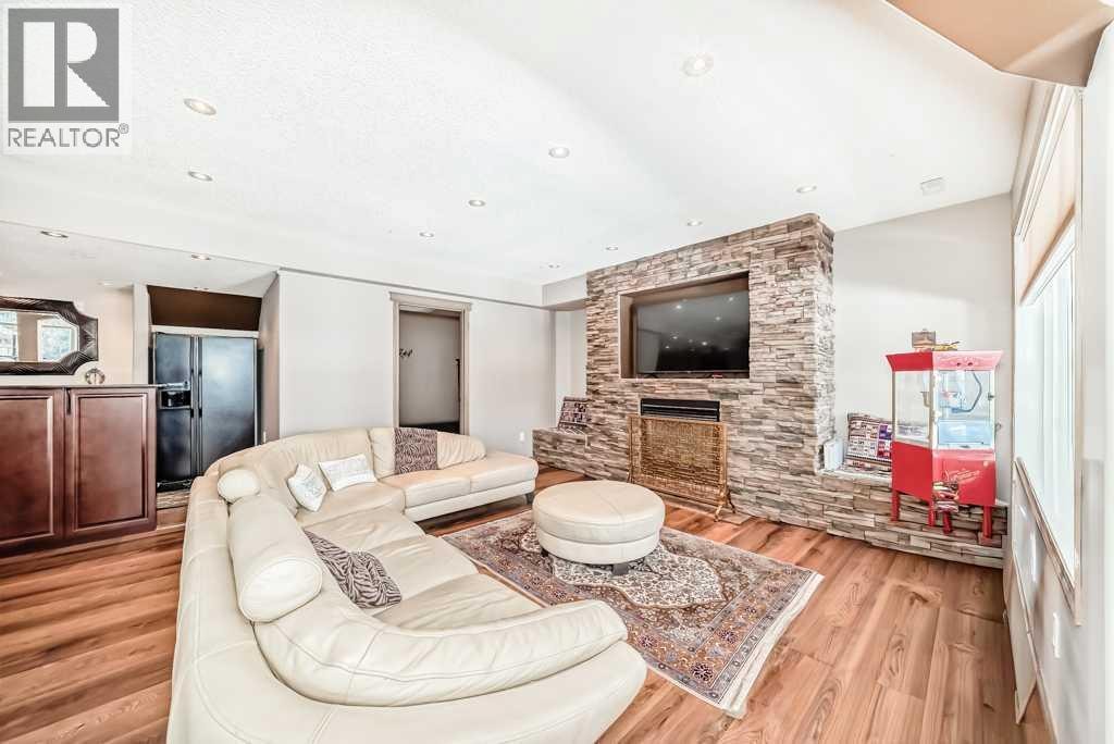 40 Cougar Ridge Heights SW — photo 38