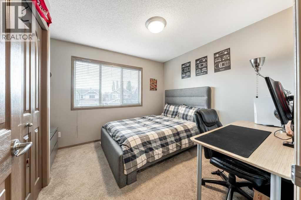 40 Cougar Ridge Heights SW — photo 31