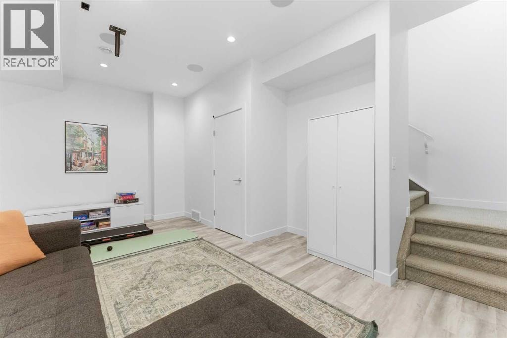 3, 713 5 Street NE — photo 40