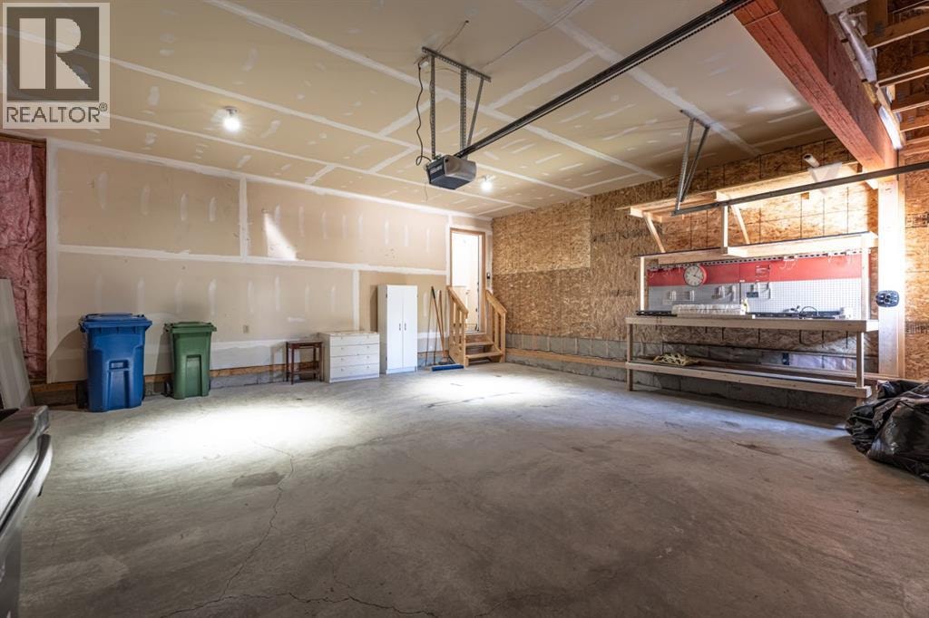 135 Drake Landing View — photo 41