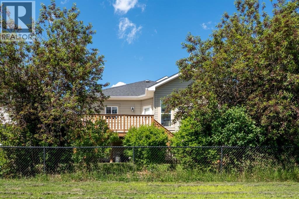 135 Drake Landing View — photo 46