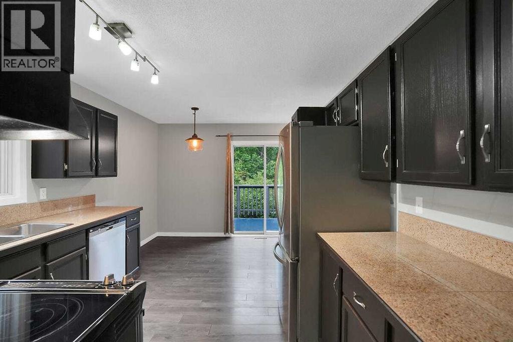 45 Shawinigan Road SW — photo 7