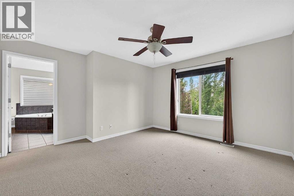 162 Cranwell Square SE — photo 29