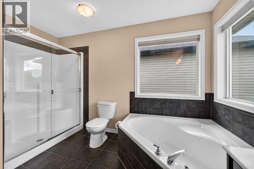 162 Cranwell Square SE — photo 34