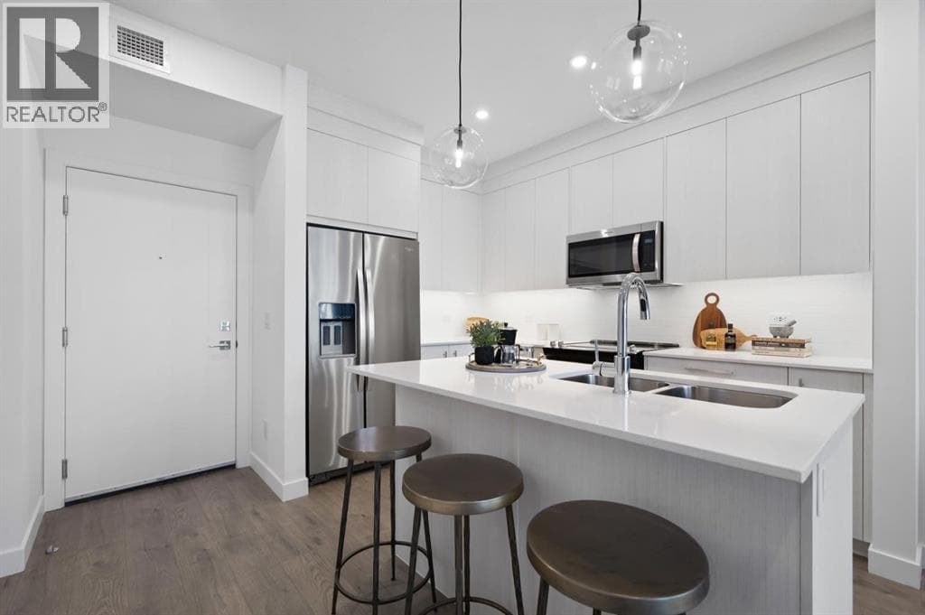 3314, 6 Merganser Drive W