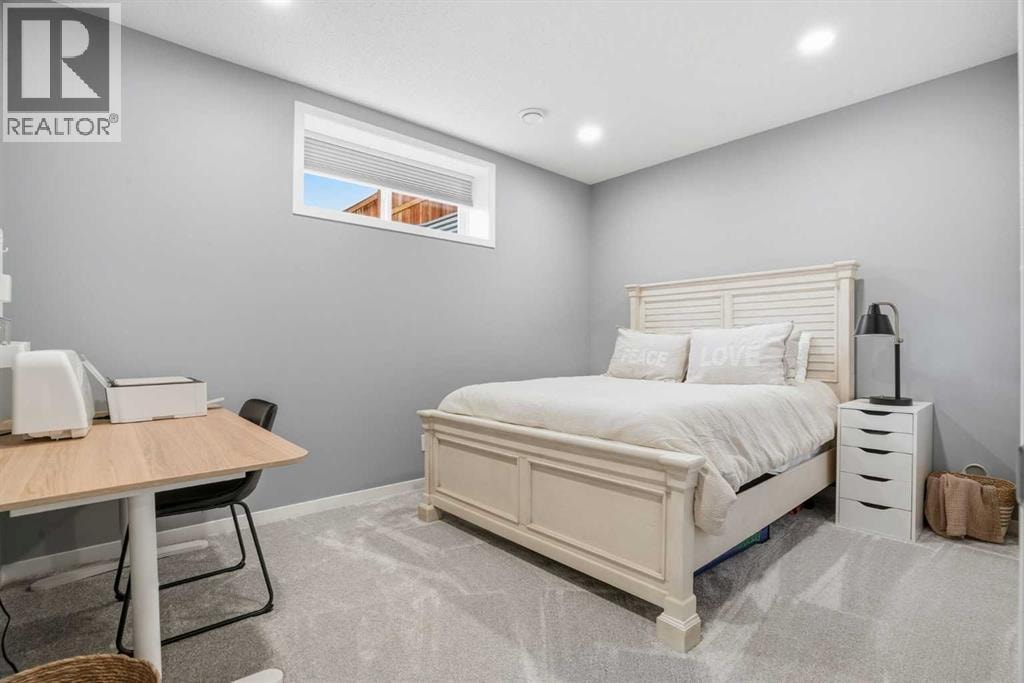 393 Masters Avenue SE — photo 42