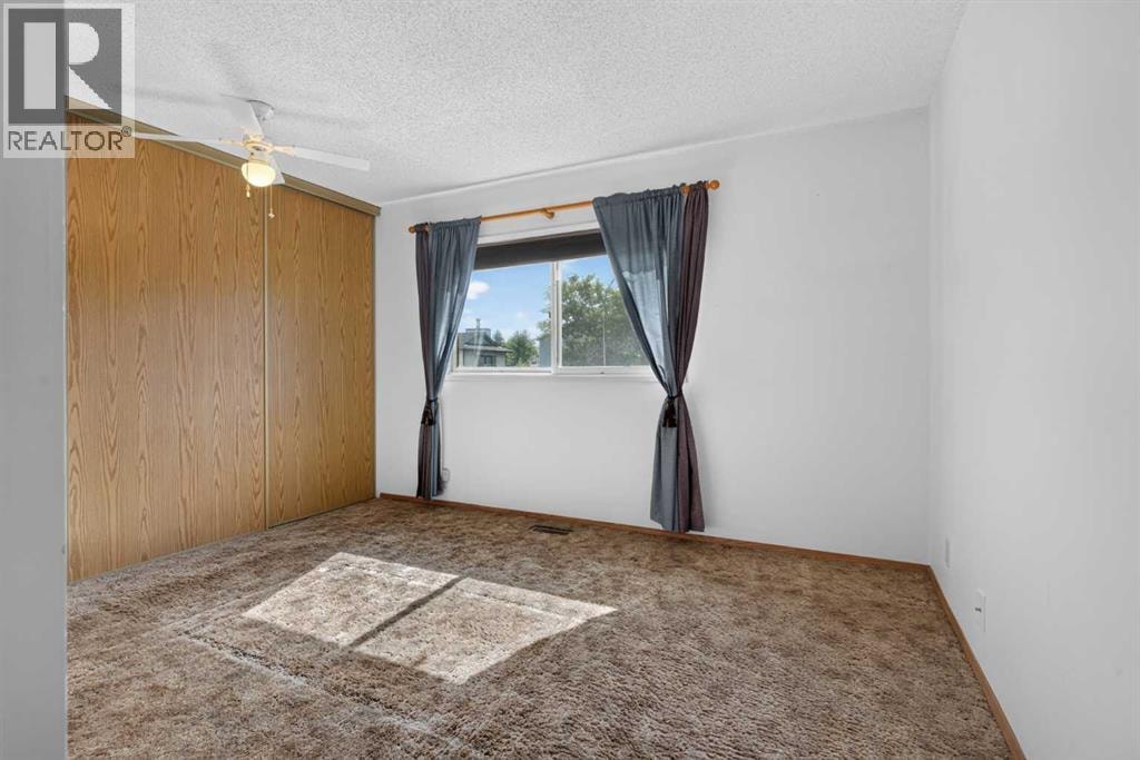 24 Mckenna Mews SE — photo 14