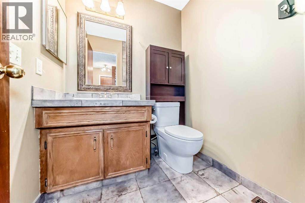 55 Woodstock Way SW — photo 18