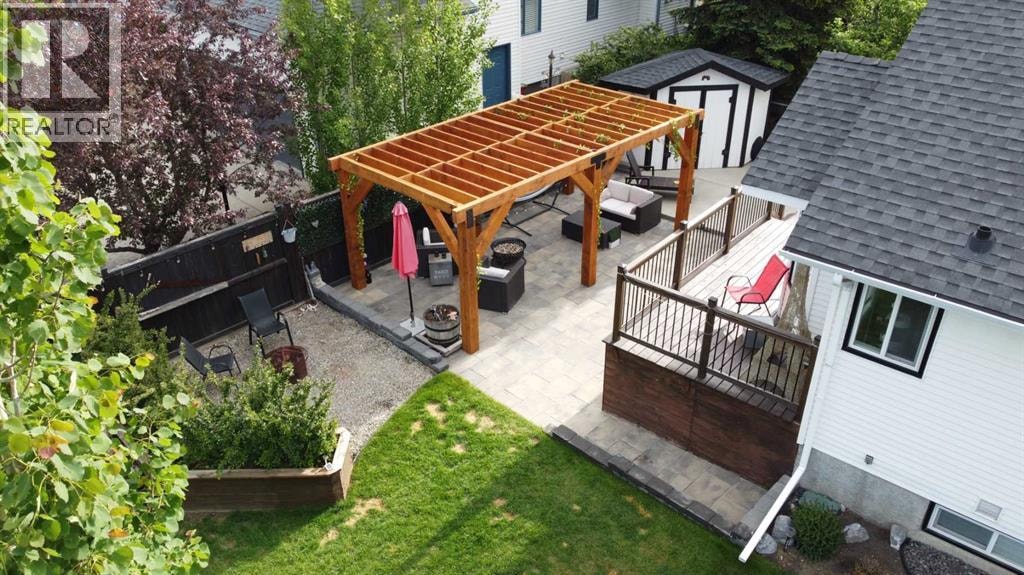 201 Riverview Green — photo 15