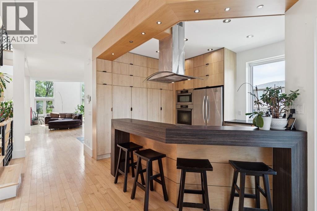 2344 Broadview Road NW — photo 9