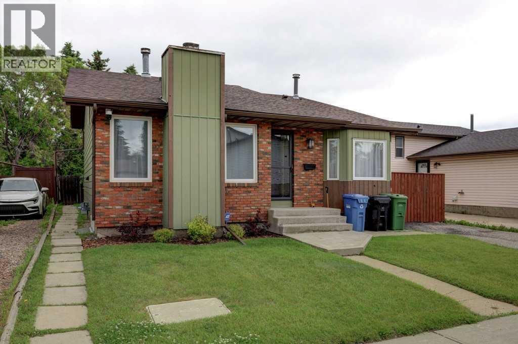 376 Whitlock Way NE — photo 1