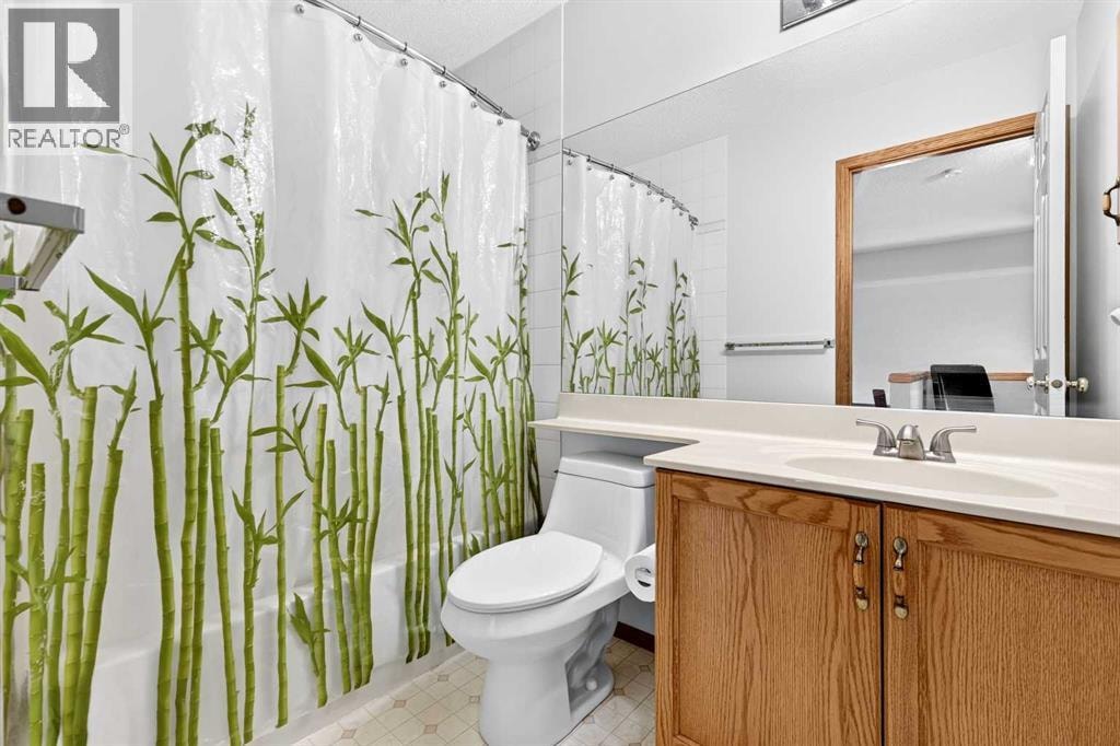 72 Douglas Park Boulevard SE — photo 33
