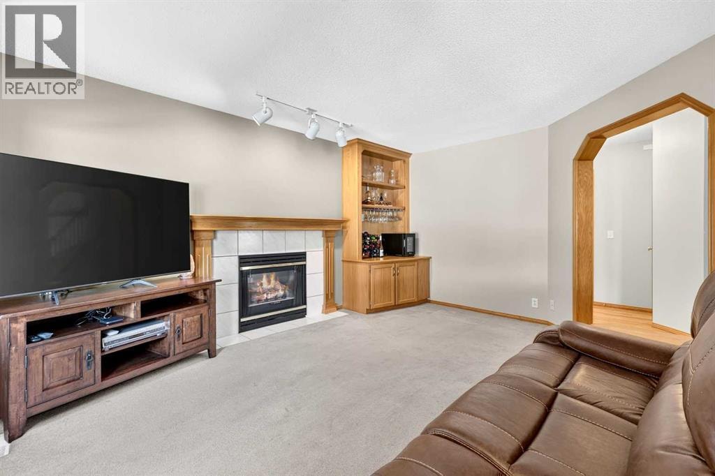 72 Douglas Park Boulevard SE — photo 22