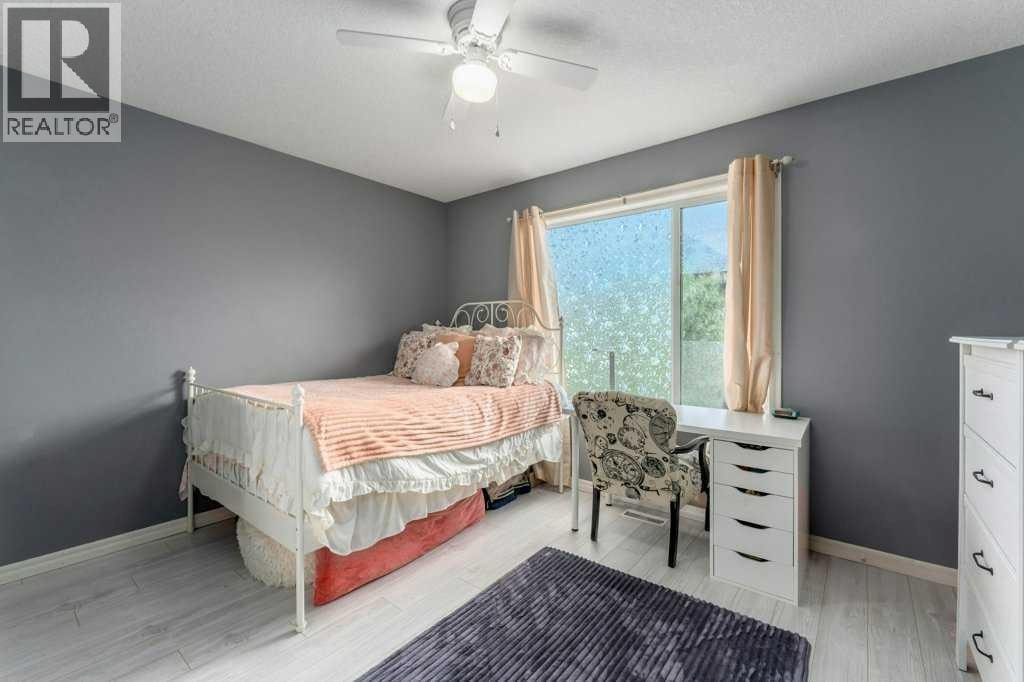 89 Cranarch Grove SE — photo 24