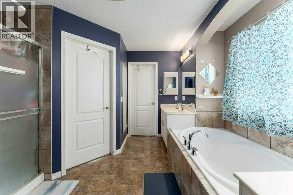 89 Cranarch Grove SE — photo 19