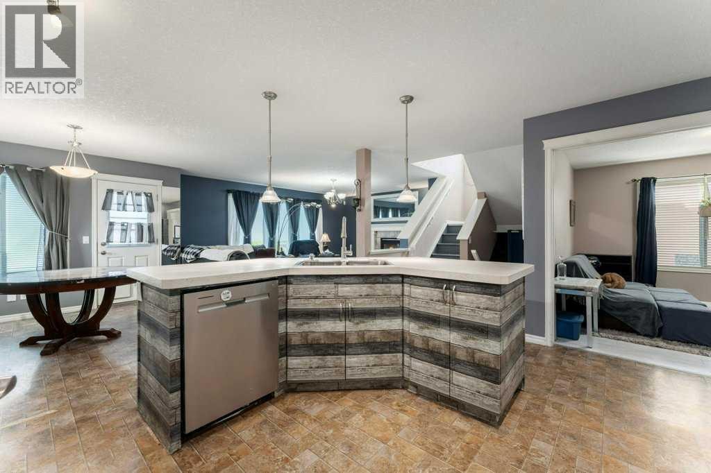 89 Cranarch Grove SE — photo 8