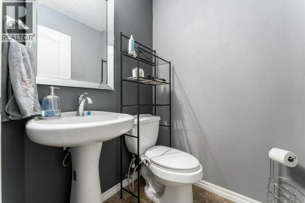 89 Cranarch Grove SE — photo 35