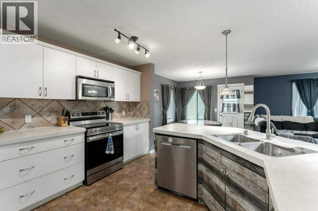 89 Cranarch Grove SE — photo 9