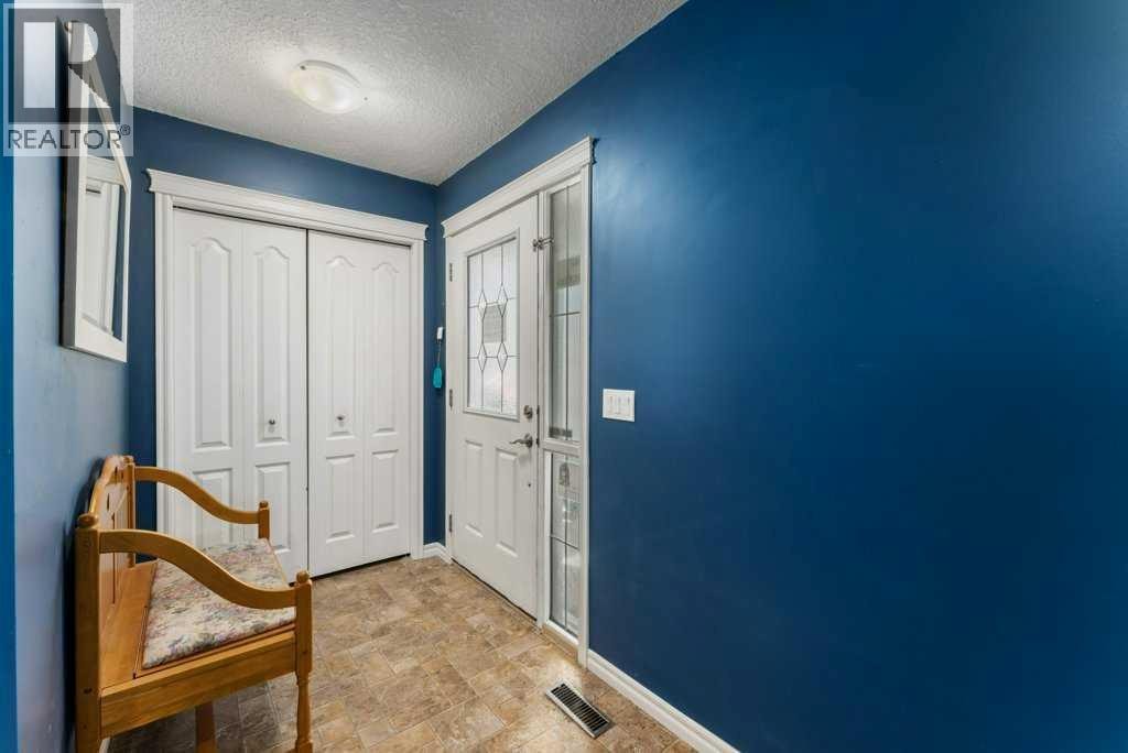 89 Cranarch Grove SE — photo 2
