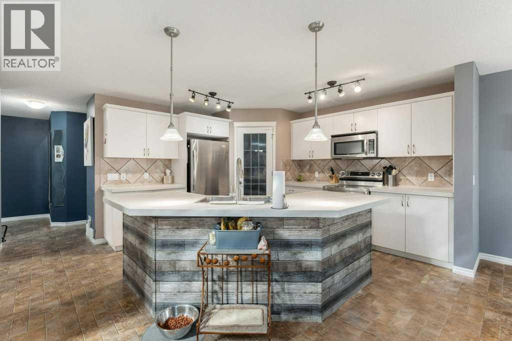 89 Cranarch Grove SE — photo 6