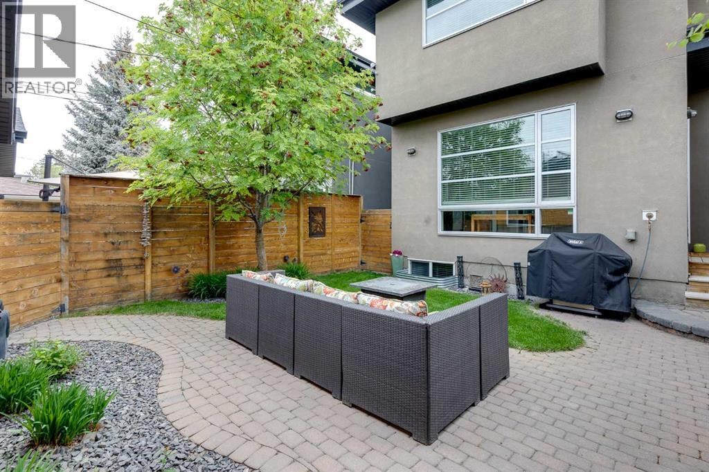 2729 Cochrane Road NW — photo 39