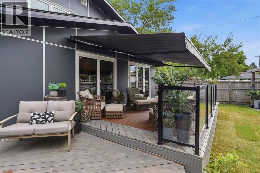 349 Capri Avenue NW — photo 39