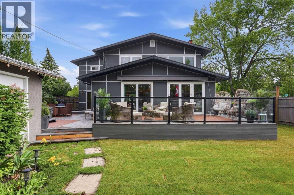 349 Capri Avenue NW — photo 38